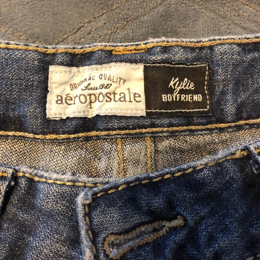 Jean (distressed) - Picture 4 of 5